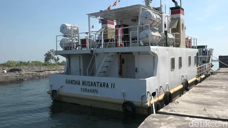 Kemenhub Siapkan Kapal Baru untuk Layani Pemudik ke Pulau Gili Ketapang Kemenhub Siapkan Kapal Baru untuk Layani Pemudik ke Pulau Gili Ketapang