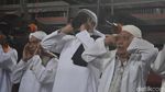 Foto: 1 Masjid, 7 Muazin yang Azan