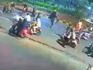 Ngeri! Remaja Tewas Diserang Geng Motor Bersenjata saat SOTR