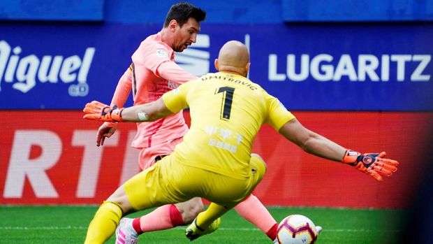 Cetak 50 Gol, Messi Berpeluang Raih Sepatu Emas