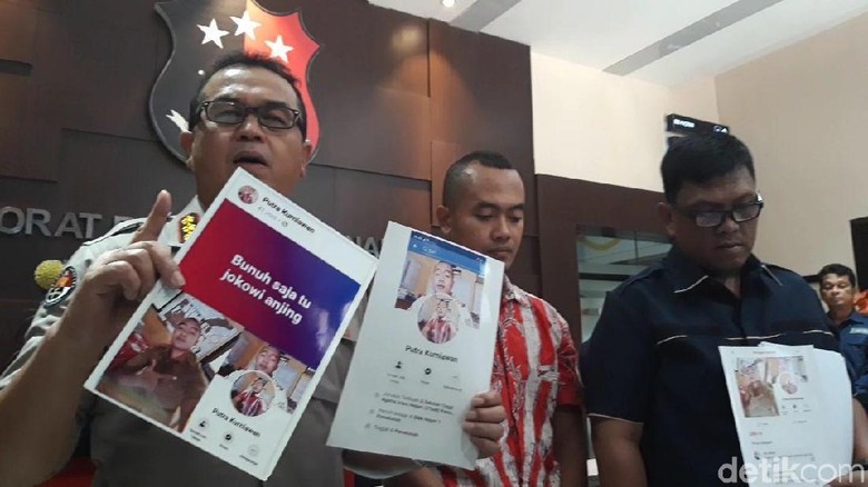 Polisi Tangkap Guru Honorer yang Posting Ancaman Bunuh Saja Jokowi Polisi Tangkap Guru Honorer yang Posting Ancaman Bunuh Saja Jokowi