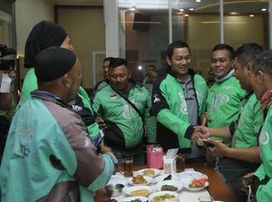 Saat Wali Kota Semarang Makan Sahur Bersama Driver Ojol