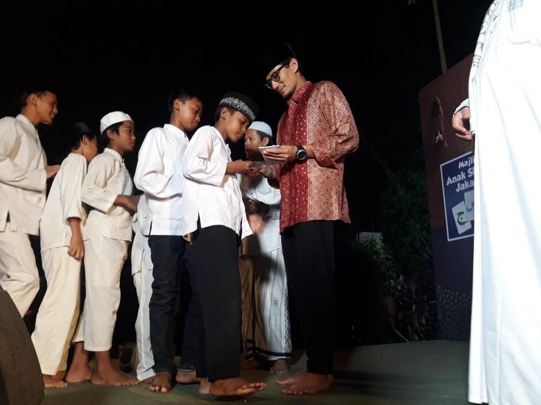 Ferdinand PD Berhenti Dukung Prabowo, Sandiaga Ucapkan Terima Kasih Ferdinand PD Berhenti Dukung Prabowo, Sandiaga Ucapkan Terima Kasih