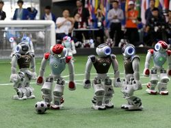 Gol! Begini Serunya Robot Main Sepakbola