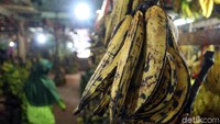 Pisang tersebut biasanya sebagai bahan dasar membuat kolak.