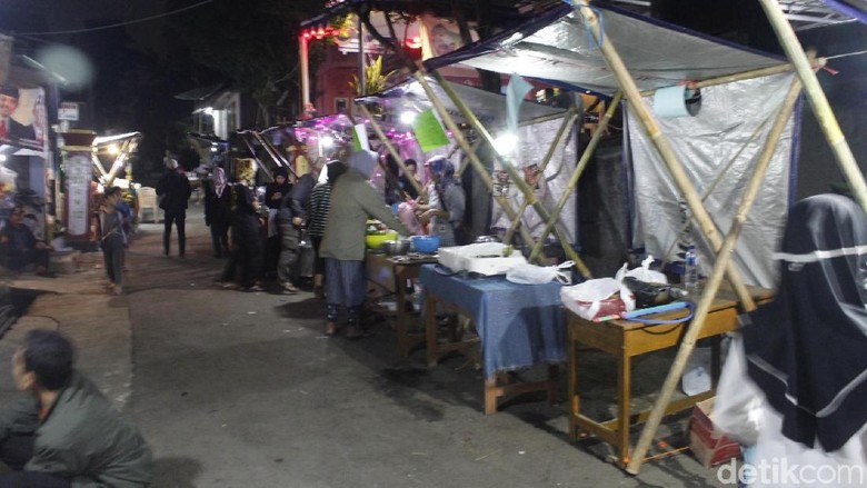 Unik, Pasar di Lembang ini hanya Buka Saat Bulan Purnama Unik, Pasar di Lembang ini hanya Buka Saat Bulan Purnama