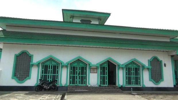 Masjid Urwatul Wutsqa.