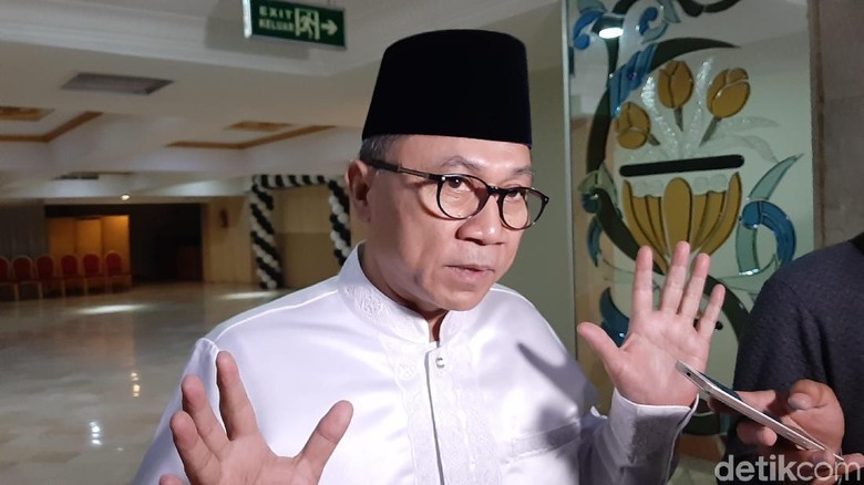 Zulkifli Hasan Tak Hadir Dalam Pertemuan Pimpinan MPR-Prabowo, ke Mana? Zulkifli Hasan Tak Hadir Dalam Pertemuan Pimpinan MPR-Prabowo, ke Mana?