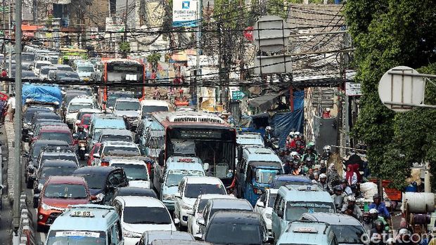 Keramaian yang kerap terjadi di Tanah Abang