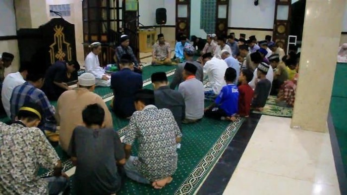 Keunikan Zikir Ala Jemaah Khalwatyah Samman Di Maros Sulsel