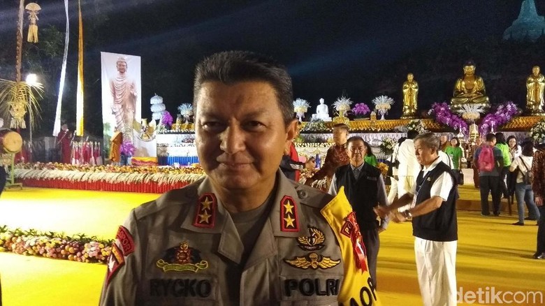 Kapolda: 8 Pengeroyok Mantan Kasat Reskrim Wonogiri Ditahan Kapolda: 8 Pengeroyok Mantan Kasat Reskrim Wonogiri Ditahan