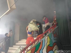 Pedagang Korban Kebakaran Pasar Kosambi Direlokasi Sementara ke Area Parkir