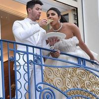 Usai Hadiri Cannes 2019, Nick Jonas dan Priyanka Chopra Makan Pizza Bareng