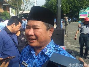 Video Bupati Garut Ancam Pecat PNS yang Ikut Aksi 22 Mei