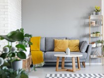 Islam Wajibkan Pemilik Rumah Jawab Salam Saat Ada yang Bertamu