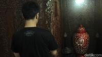 Dibulan Ramadhan ini banyak warga berkunjung untuk beribadah di tempat ini.