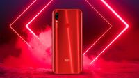 Redmi Note 7s dalam balutan warna Ruby Red.