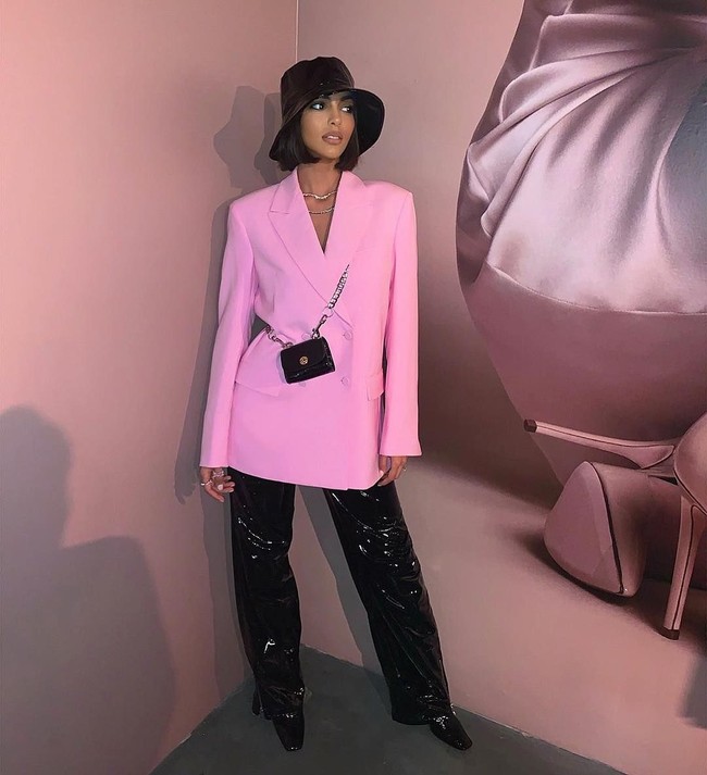 Sandra adalah model Amerika Serikat yang merupakan keturunan Mesir. Sebelum ikut America’s Next Top Model, Sandra telah sukses menjadi influencer di Instagram.  Foto: Instagram