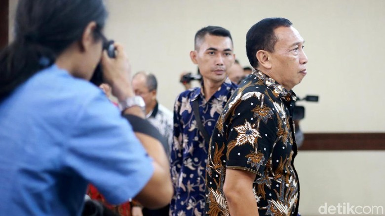 Hakim Nyatakan Sekjen KONI Terbukti Beri Rp 11,5 M ke Kemenpora Hakim Nyatakan Sekjen KONI Terbukti Beri Rp 11,5 M ke Kemenpora