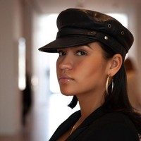 Wanita cantik lain yang ternyata keturunan Asia Tenggara adalah Cassie Ventura. Seperti Karrueche, ia punya darah Filipina. Namun darah Asia Tenggara datang dari sang ayah. Sedangkan ibunya adalah orang Afrika-Amerika. Foto: Instagram