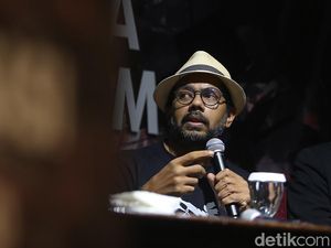 Herannya Haris Azhar Dituduh Minta Saham Freeport ke Luhut