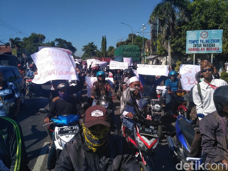 Warga Situbondo akan Datangi Kantor Bawaslu dan KPU Sampaikan Keprihatinan Warga Situbondo akan Datangi Kantor Bawaslu dan KPU Sampaikan Keprihatinan