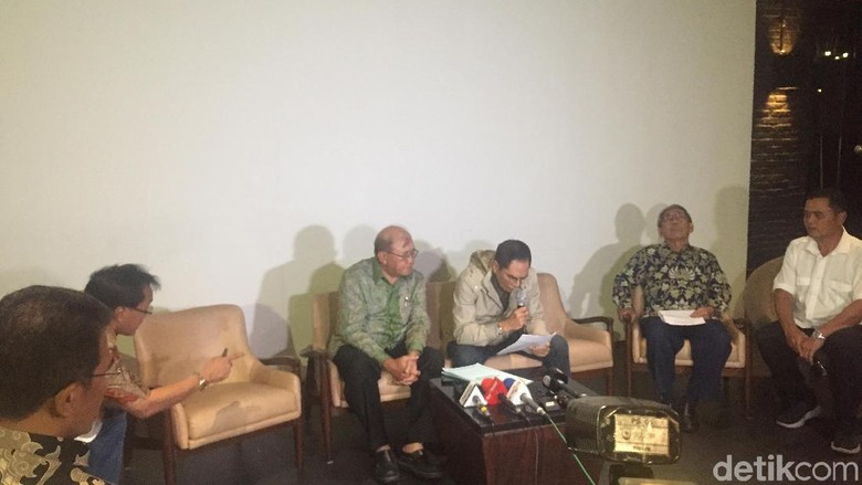 Eks KSAD Minta Purnawirawan Tak Bertindak Inkonstitusional Terkait Pemilu 2019 Eks KSAD Minta Purnawirawan Tak Bertindak Inkonstitusional Terkait Pemilu 2019