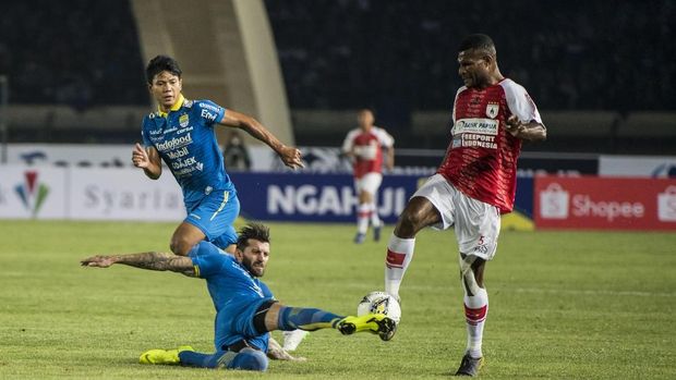 VAR rencananya digunakan di Liga 1 2019.