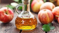 Menurut beberapa riwayat, Rasulallah senang mencampurkan makanannya dengan cuka yang dicampurkan dengan minyak zaitun. Selain karena rasanya unik, cuka juga memiliki berbagai manfaat kesehatan dan mengandung antibiotik. Foto: Istimewa
