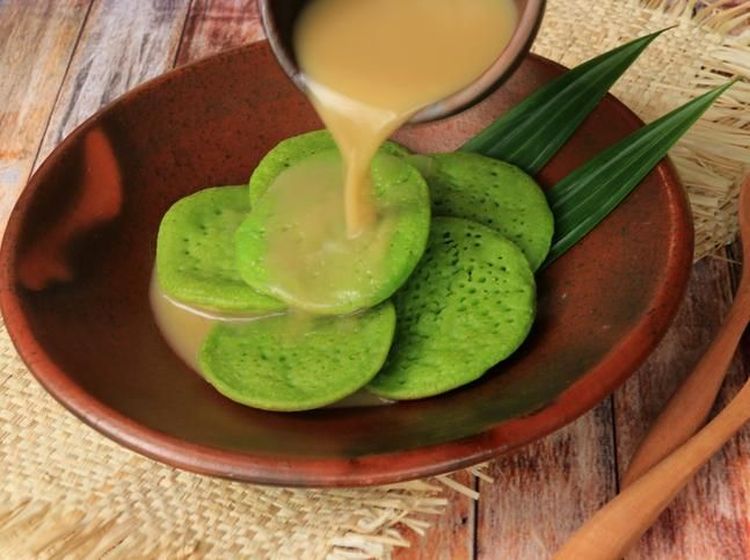 Menu Buka Puasa Tradisional, Serabi Bersaus Legit Harum