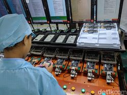 Melihat Langsung Perakitan Redmi Note 7 di Batam