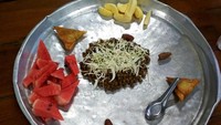 Masjid Khon Kaen menyediakan sajian makanan untuk berbuka dan santap sahur setiap hari secara gratis. (Nurhadi Eko Firmansyah/Istimewa)