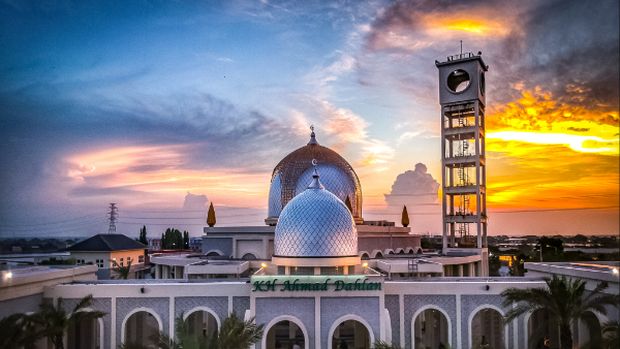 Masjid kh Ahmad Dahlan Gresik