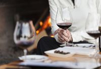 Salah Sajikan Wine Rp 82 Juta, Restoran Ini Dipuji Netizen Karena Kebaikannya