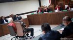 Ekspresi Sekjen dan Bendahara KONI Saat Divonis Hakim Tipikor
