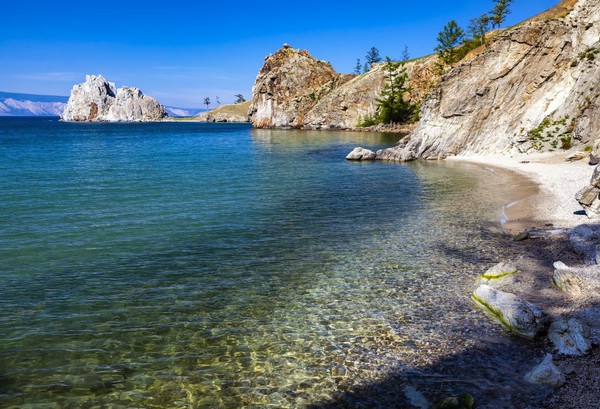 Danau Baikal berada di wilayah Siberia di ketinggian 445 mdpl. (iStock)