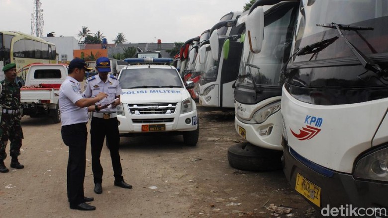 Dishub Cek Kesiapan Bus Mudik Gratis Pemkot Cimahi Dishub Cek Kesiapan Bus Mudik Gratis Pemkot Cimahi