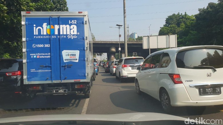 Pagi Ini, Kemacetan Terjadi di Sejumlah Ruas Tol Sekitar Jakarta Pagi Ini, Kemacetan Terjadi di Sejumlah Ruas Tol Sekitar Jakarta