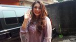 Celine Evangelista Bicara Soal Masa Kecil dan Dukungan Suami untuk Berhijab
