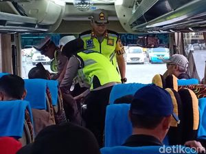 Cegah Aksi 22 Mei, Polres Madiun Sweeping Tol Ngawi-Saradan