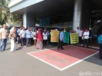 Karyawan Kominfo demo tuntut pertanggungjawaban dana koperasi