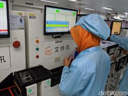 Melihat Langsung Perakitan Redmi Note 7 di Batam