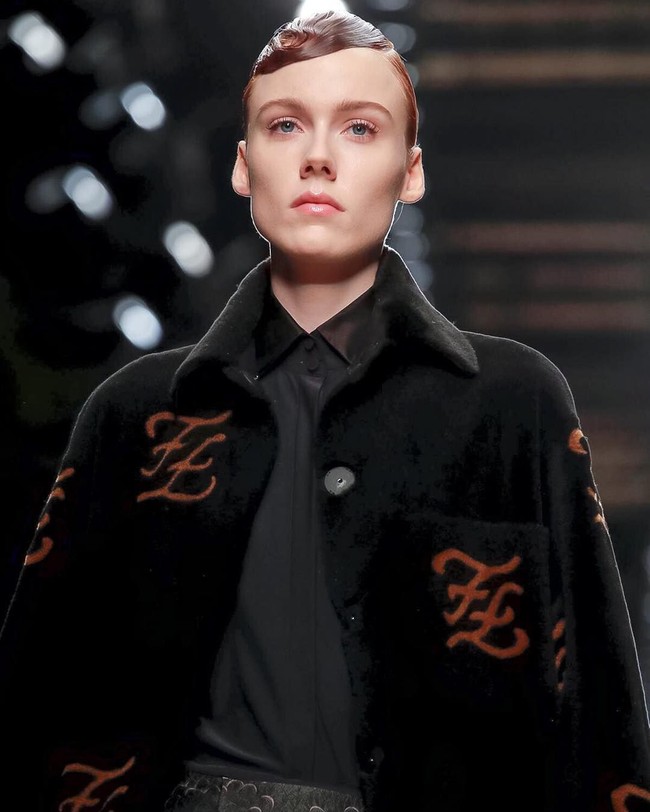 Sebagai seorang gadis muda berkiprah di industri pemodelan bukanlah impian Kiki. Ia pun selalu ingin berakting di teater. Foto: Instagram @kdhwillems