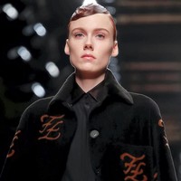 Sebagai seorang gadis muda berkiprah di industri pemodelan bukanlah impian Kiki. Ia pun selalu ingin berakting di teater. Foto: Instagram @kdhwillems