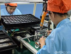 Melihat Langsung Perakitan Redmi Note 7 di Batam