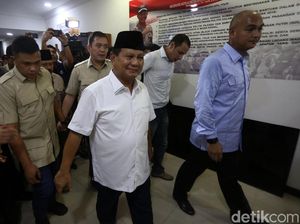 Penumpang Gelap Menyingkir saat Prabowo Banting Setir