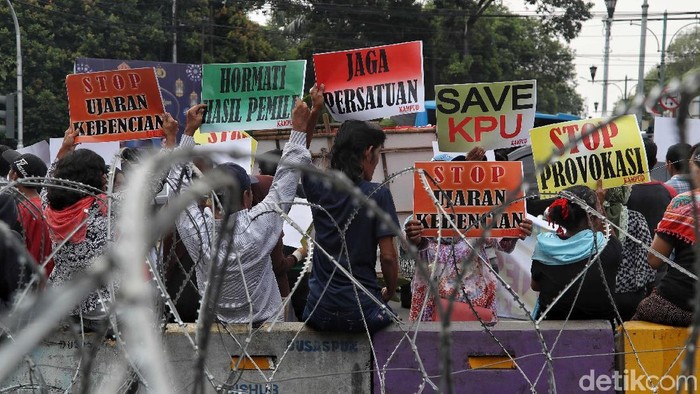 KPU telah mengumumkan hasil final Pemilu 2019 (Foto: Pradita Utama) KPU telah mengumumkan hasil final Pemilu 2019 (Foto: Pradita Utama)