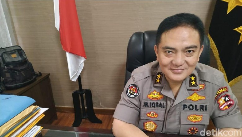 Fifi Perempuan Penjual Senpi ke Perusuh 22 Mei Ditangkap, Terima Rp 50 Juta Fifi Perempuan Penjual Senpi ke Perusuh 22 Mei Ditangkap, Terima Rp 50 Juta