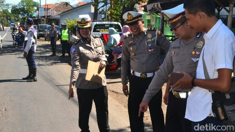 Berlubang dan Bergelombang, Jalur Nasional di Banyuwangi Rawan Laka Berlubang dan Bergelombang, Jalur Nasional di Banyuwangi Rawan Laka