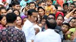Momen Warga Kampung Deret Tumpah Ruah Sambut Jokowi